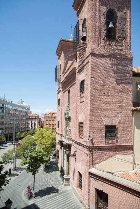 Un Fascinante Estudio En Madrid Centro מראה חיצוני תמונה