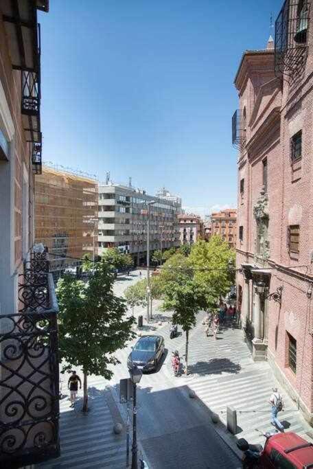Un Fascinante Estudio En Madrid Centro מראה חיצוני תמונה